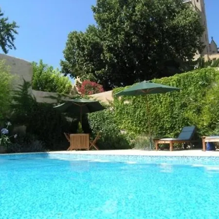 Occ34 - - Vigneron * Capestang